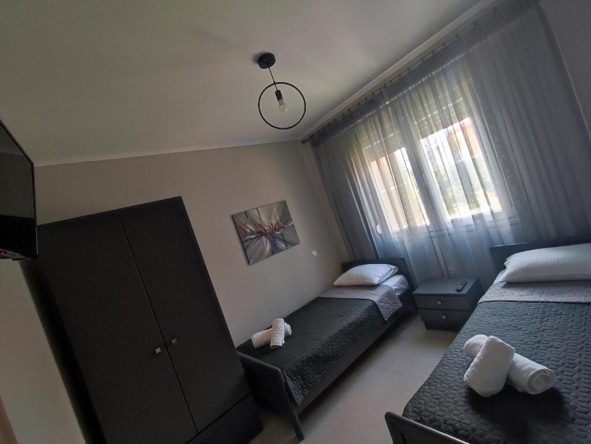 A & F Apartments - Ari'S House Kalyves Polygyrou Dış mekan fotoğraf